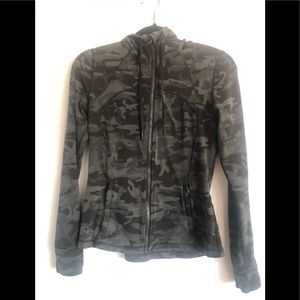Lululemon Hooded Define Jacket in deep camo